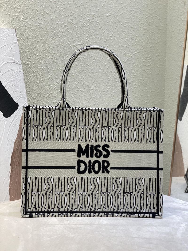 Christian Dior Shopping Bags